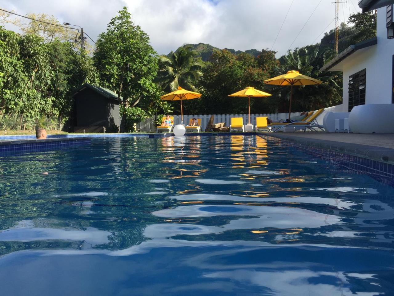 Wellesley Hotel 라로통가 외부 사진